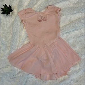 Girls dance leotard size 6x-7 GUC
